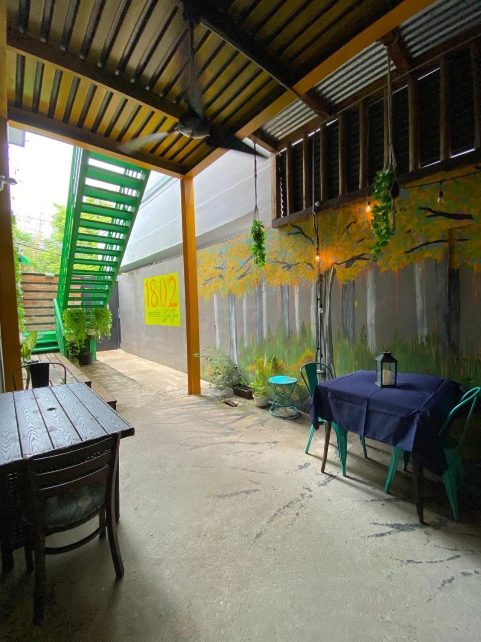 1802 At Hostel San Juan