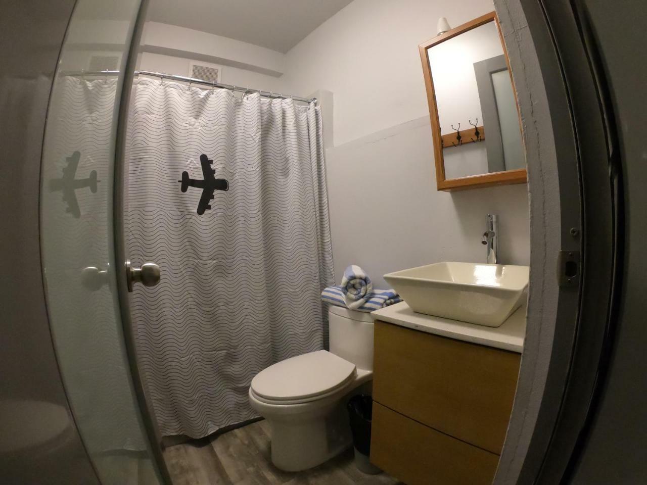 1802 At Hostel San Juan